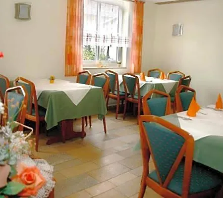 Kro Lindenwirt 2*